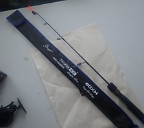 Stinger ForceAge 60XXH Катушка  с карбоновыми кольцами для ловли корюшки на большой глубине Длина - 60 см Тест 20- 60 грамм . винтовой зажим катушки Рукоять из неопрена