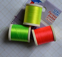 DANVILLES  WAXED FLUMASTER PLUS монтажная   нить с восковым покрытием для формирования точек атаки Данхил Флумастер в ярких цветах с усиленным УФ отсветом
