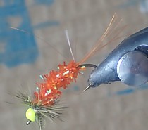 Уловистые грузовые мушки на Хариуса мелкого ленка ручьевую  Форель мальму пеструшку каменку на крючках Мустад # 10  с длинным телом из синели 