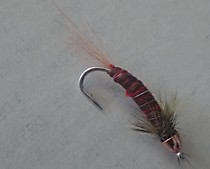 Мушка Натуралка Конский Волос на ленка Крупный Хариус Голец Форель  Тело красная шерсть покрыта Конским Волосом с просветом Щетинки Коза Жабо Гризли Головка медь конус Крючок Япония № 6 мм по России